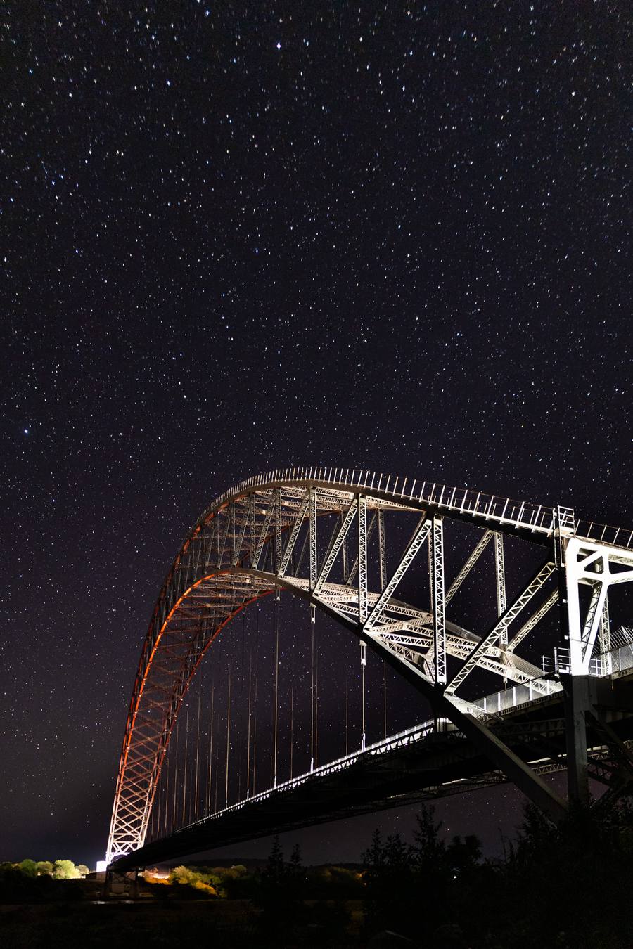 long exposure photo of Birchenough Bridge