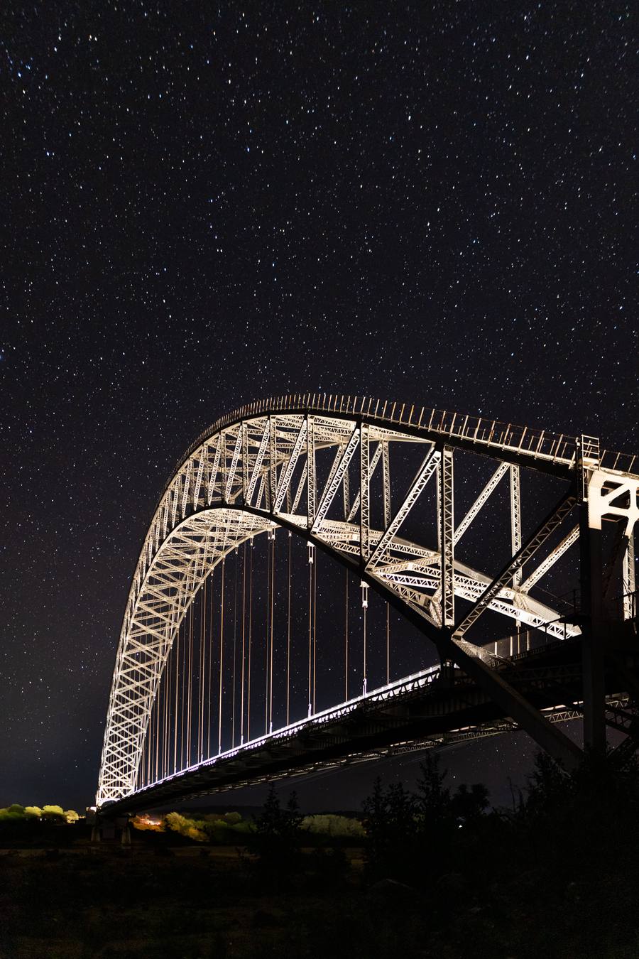 long exposure photo of Birchenough Bridge